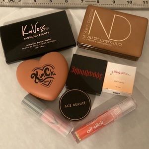 Face makeup and lippy bundle Natasha Denona, Kimchi, KaVoss, Ace beaute Lottie